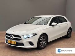 Mercedes-Benz A-klasse - 160 Business Solution Camera | Parkeersensoren | Widescreen | Stoelverwarming | LED | 16"