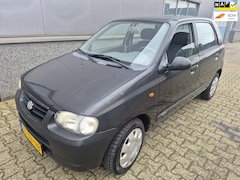 Suzuki Alto - Uit 2004 met APK geldig tot 02-12-2026 Een fijne en zuinig rijdende 5 deurs Alto