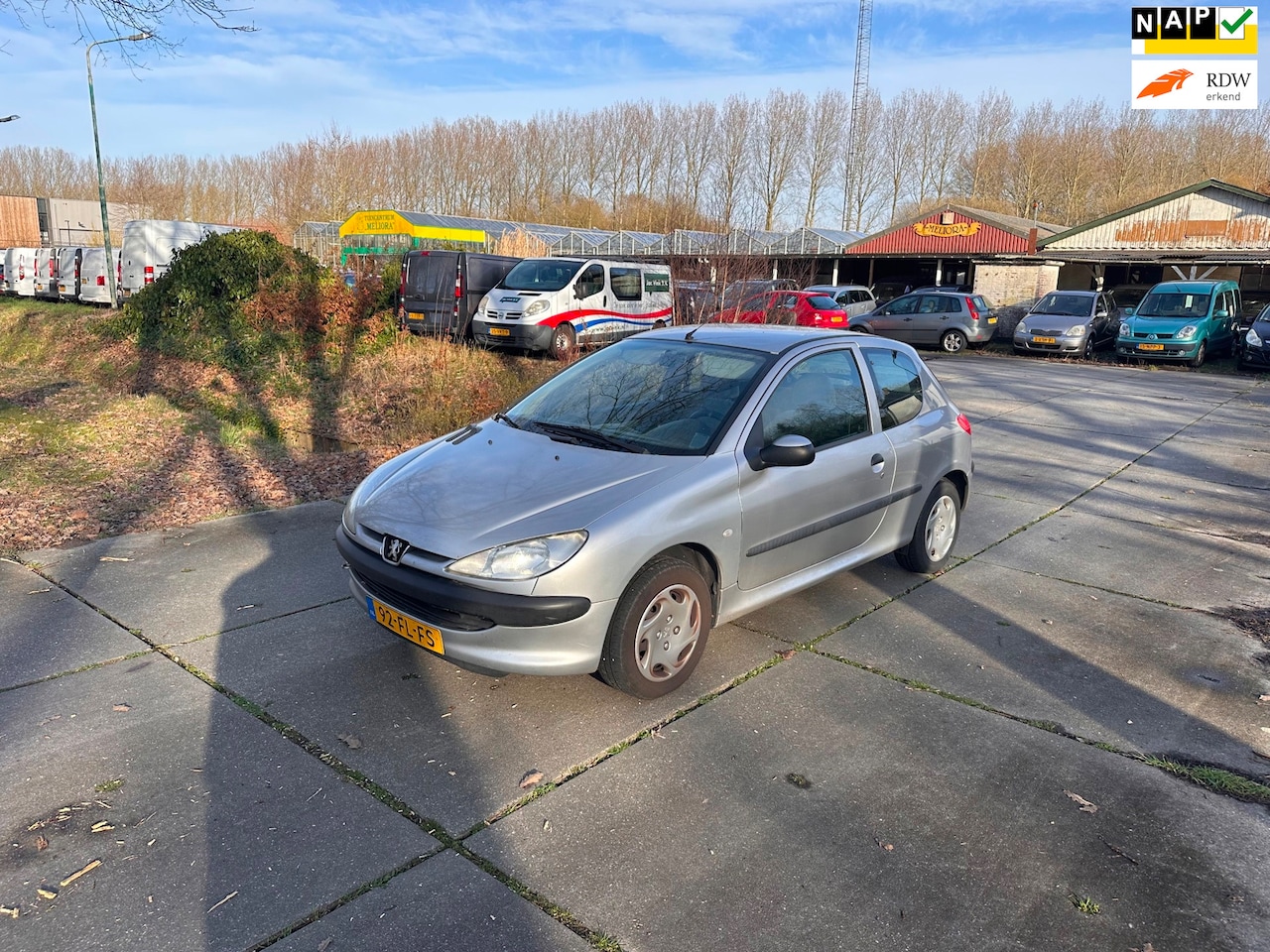 Peugeot 206 - 1.4 XT Automaat.Automaat - AutoWereld.nl