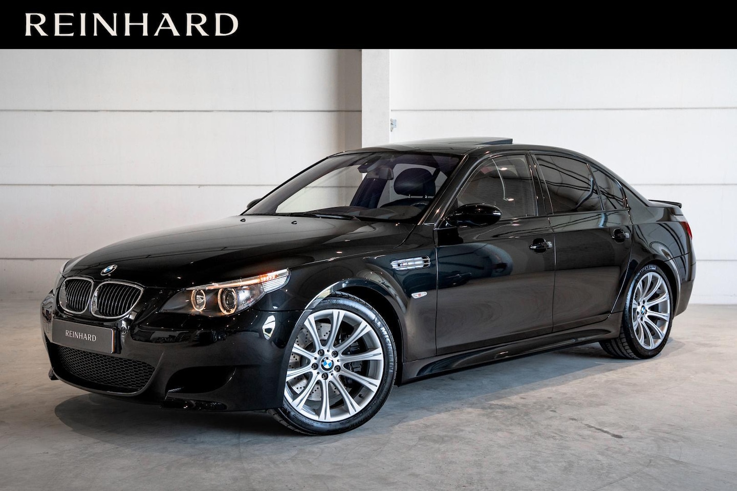 BMW M5 - 5-serie / Aut. / HUD / Stoelvent. / Dlr. Ond. / Nwe Lagerschalen + Vanos - AutoWereld.nl