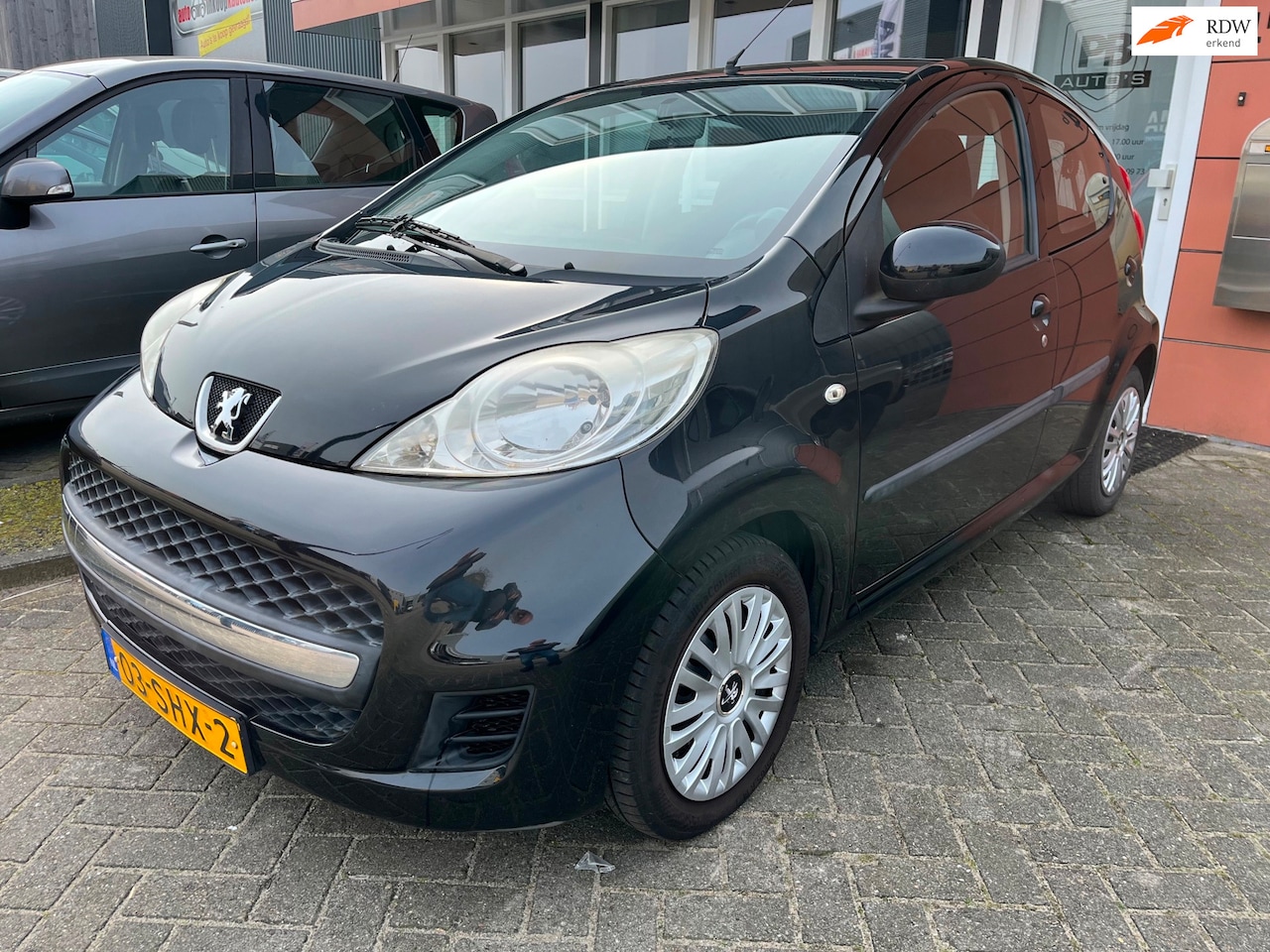 Peugeot 107 - 1.0-12V XS airco - AutoWereld.nl