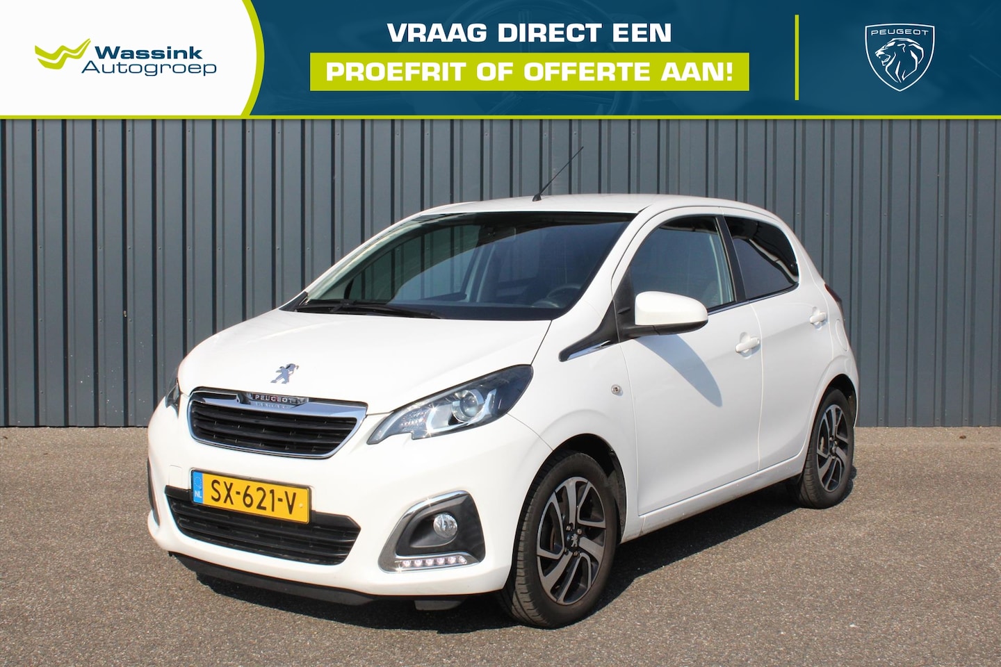 Peugeot 108 - 1.0 VTi 68pk Automaat 5D Allure Navigatie | Camera | Climate Control NL Auto - AutoWereld.nl
