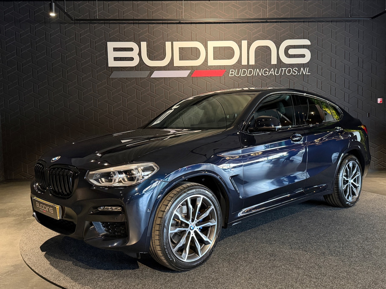 BMW X4 - xDrive20i High Exe | M-sport | Leder | 360 Camera - AutoWereld.nl