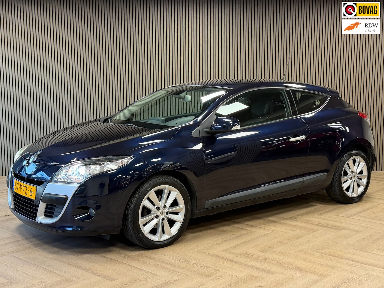 Renault Mégane Coupé - 2.0 Privilège AUT. NAVI PARKEERSENSOREN VOOR EN ACHTER CRUISE CONTROL STOELVERWARMING LEDE - AutoWereld.nl