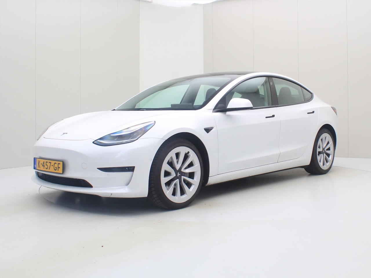 Tesla Model 3 - Long-Range AWD 351pk 75 kWh 95% SoH [ FACELIFT+WARMTEPOMP+AUTOPILOT+19 INCH ] - AutoWereld.nl