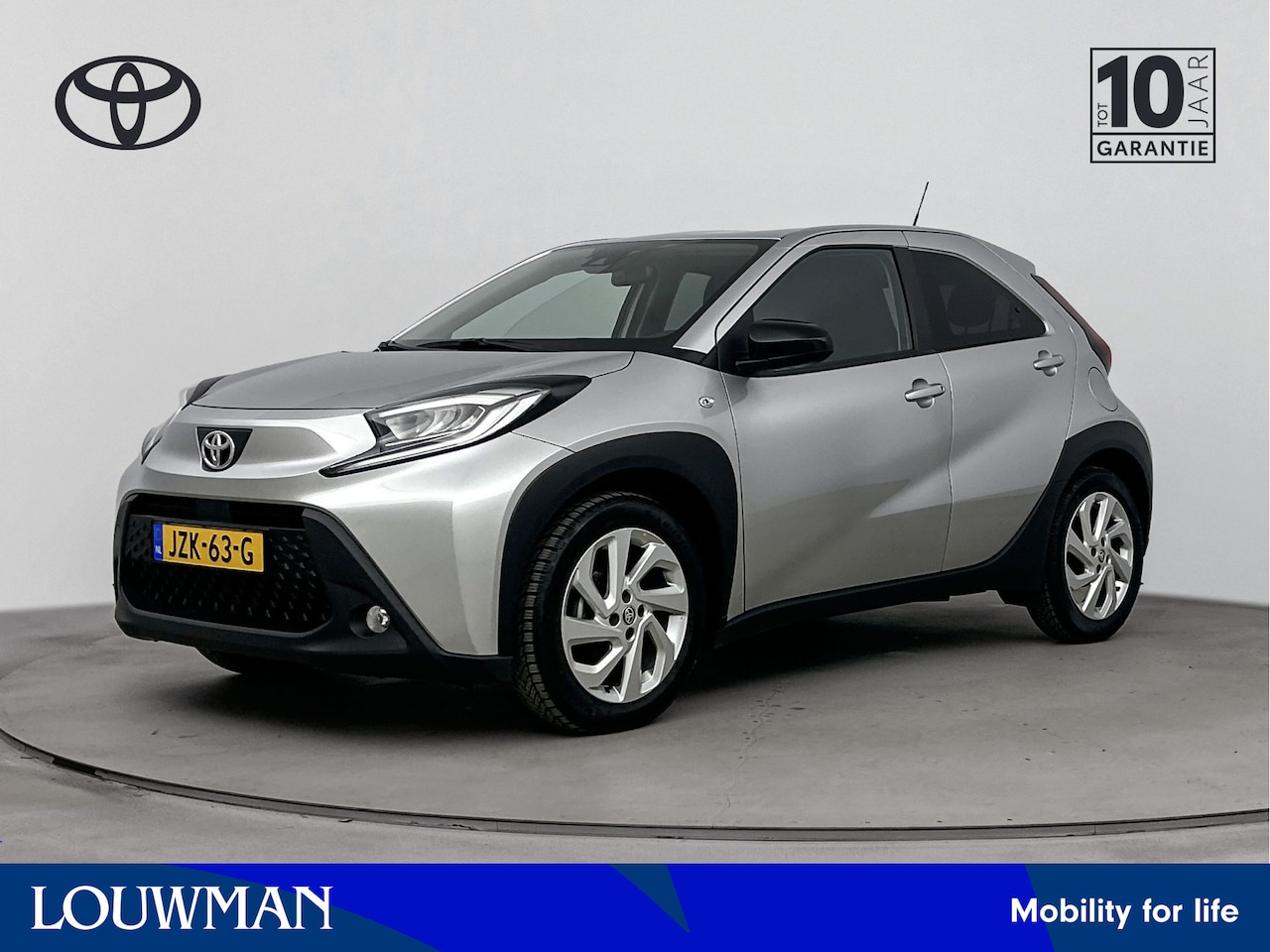 Toyota Aygo X - 1.0 VVT-i MT first | Stoelverwarming | Parkeercamera | Apple Carplay / Android Auto | - AutoWereld.nl
