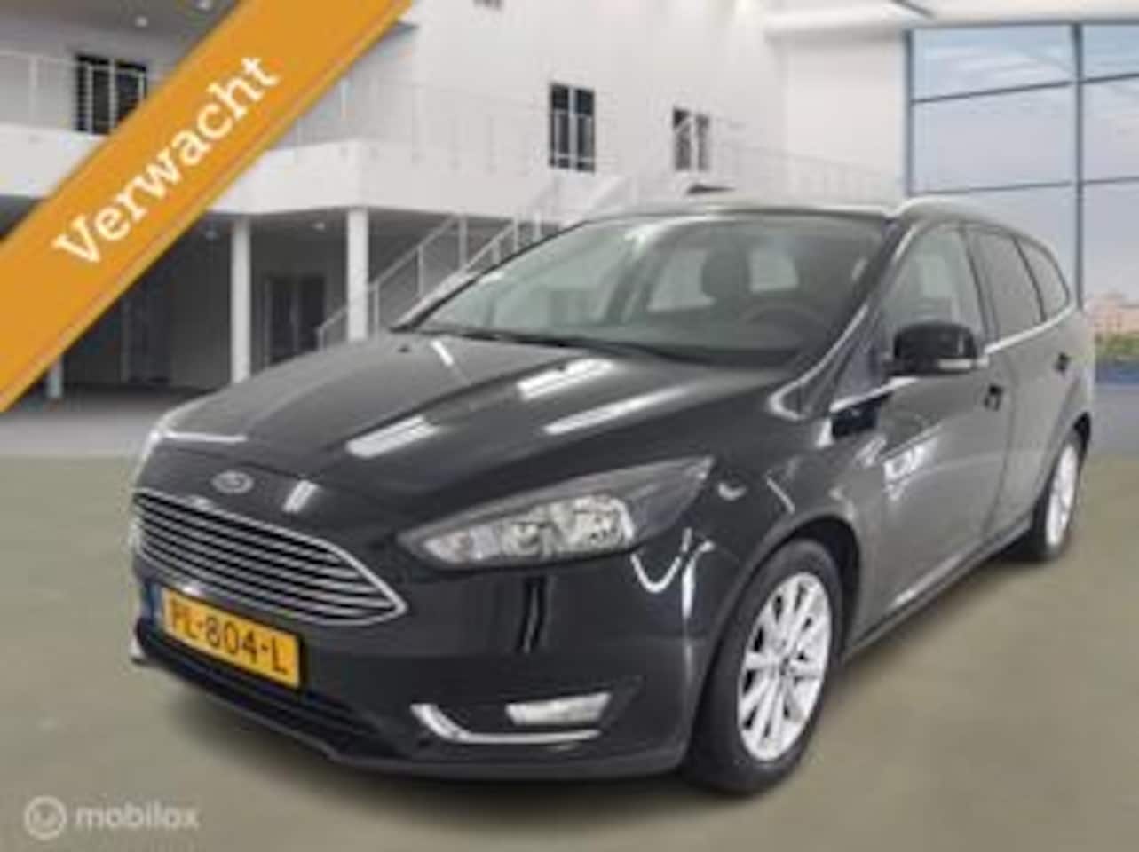 Ford Focus Wagon - 1.5 Titanium 1.5 Titanium - AutoWereld.nl