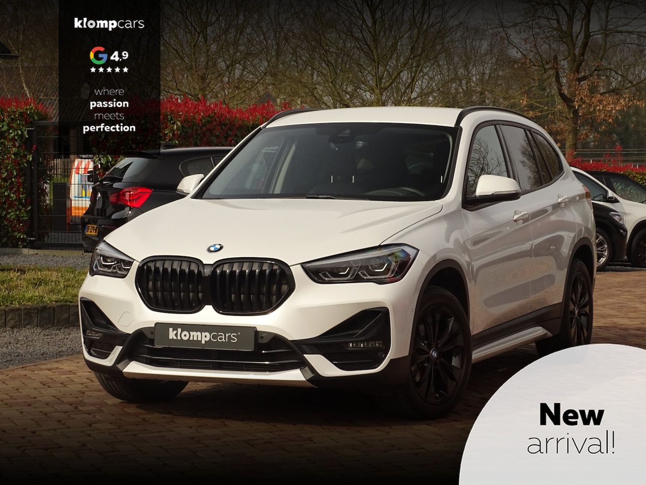 BMW X1 - sDrive18i | Handbak | Uniek | PearlWeiss | Leer | Nav | All-black! | Privacy glass - AutoWereld.nl
