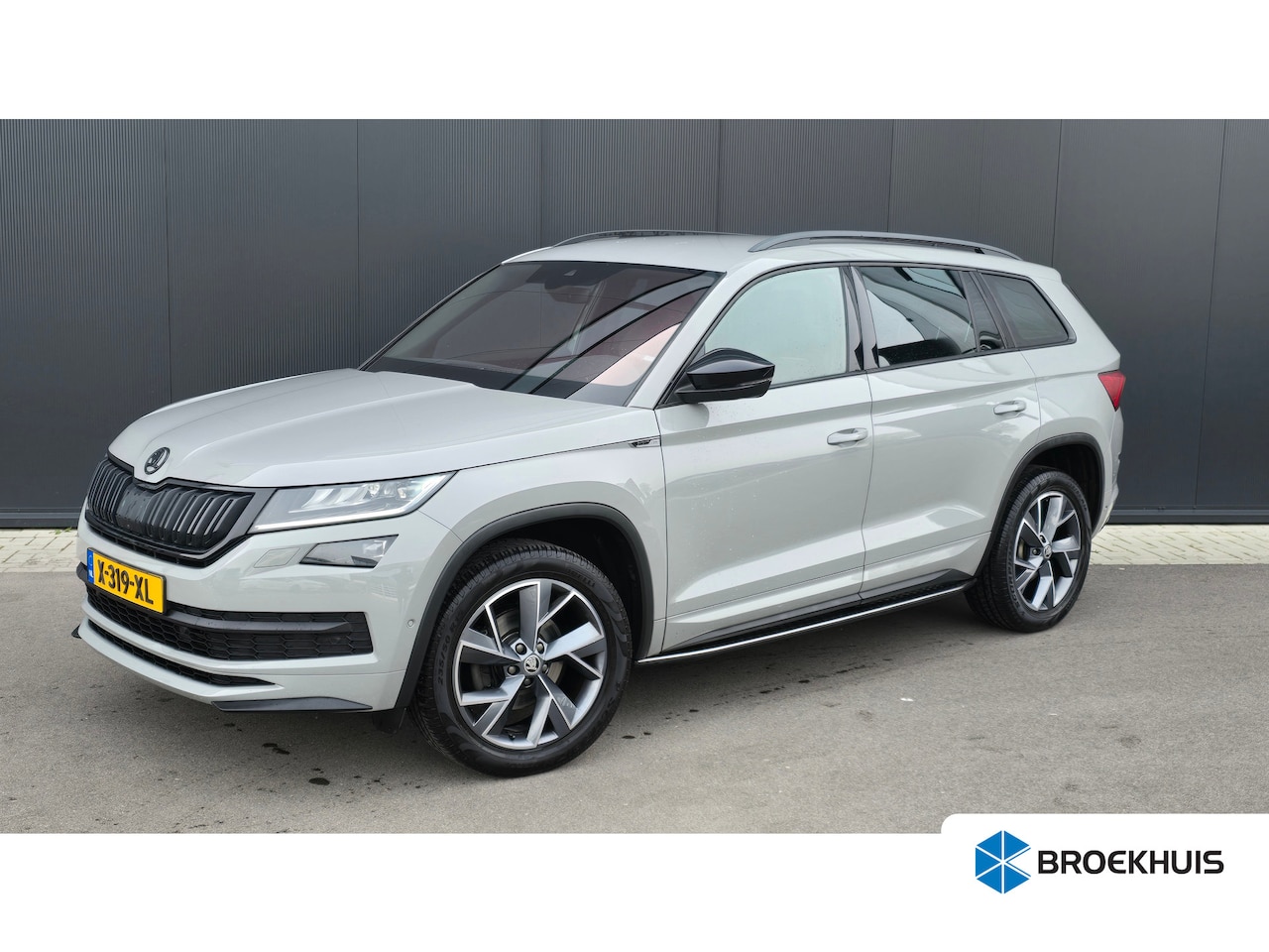 Skoda Kodiaq - 1.5 TSI 150pk Sportline Business | Trekhaak | 360 Camera | Canton | Stoelen Elektrisch | K - AutoWereld.nl