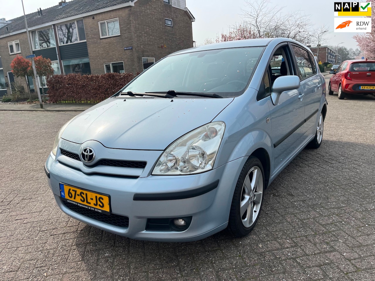Toyota Corolla Verso - 1.6 VVT-i Sol 1.6 VVT-i Sol - AutoWereld.nl