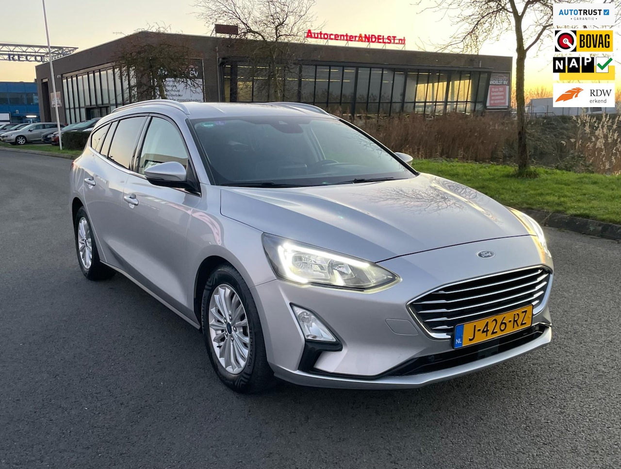 Ford Focus Wagon - 1.0 EcoBoost Hybrid Titanium X Business 1.0 EcoBoost Hybrid Titanium X Business, Cam, Navi, Cruise/Climate, LED, Lmv, Pdc, 1e eig - AutoWereld.nl