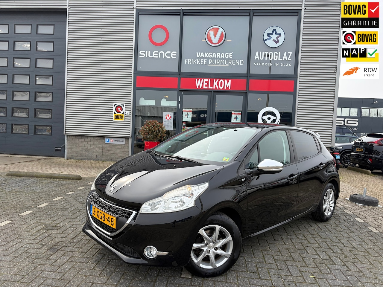 Peugeot 208 - 1.2 Vti Style 1.2 VTi Style - AutoWereld.nl