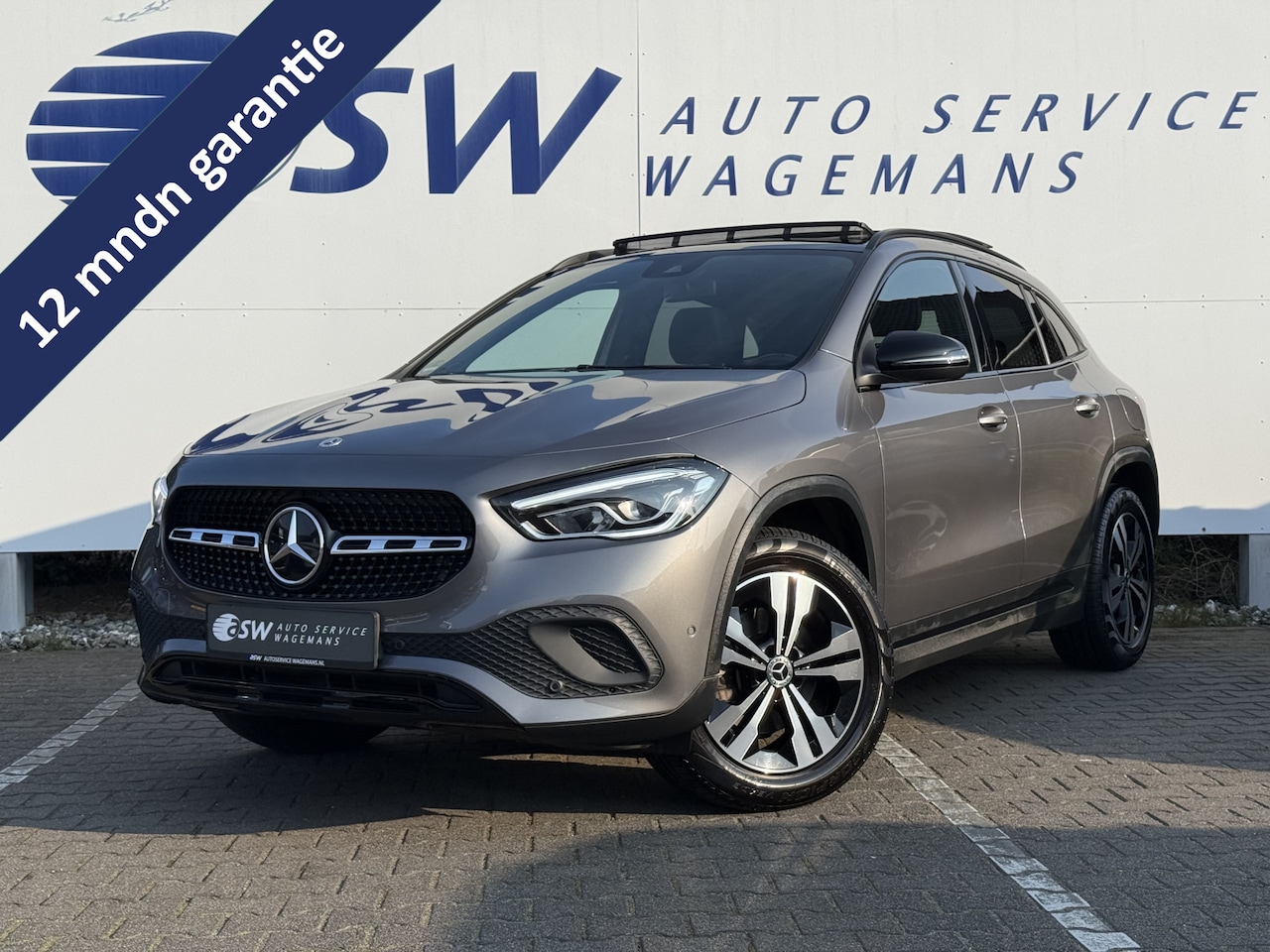 Mercedes-Benz GLA-Klasse - 200 Luxury Line | Trekhaak | Pano | Ambient Light | Camera | 18 inch - AutoWereld.nl