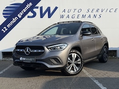 Mercedes-Benz GLA-Klasse - 200 Luxury Line | Trekhaak | Pano | Ambient Light | Camera | 18 inch