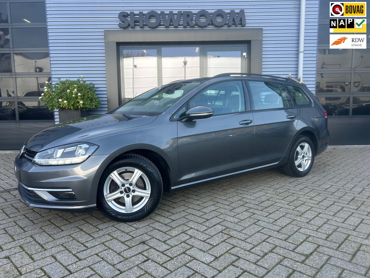 Volkswagen Golf Variant - 1.0 TSI Comfortline ACC|Applecarplay|PDC|Navi|Lichtmetalen velgen - AutoWereld.nl