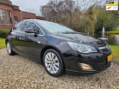 Opel Astra - 1.6 Turbo Sport XENON/leer/DAK