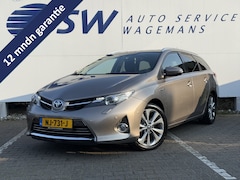 Toyota Auris Touring Sports - 1.8 Hybrid Executive | Trekhaak | Pano | CarPlay | Camera | 17 inch