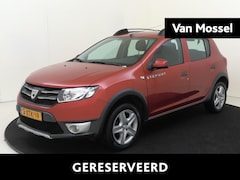 Dacia Sandero Stepway - 0.9 TCe 90 PK Lauréate Airco | Navigatie | Bluetooth | Trekhaak | Parkeersensoren Achter
