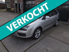 Ford Focus - 1.6-16V Futura