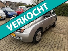 Nissan Micra - 1.2 Visia automaat airco 5 deurs apk 19-12-2026