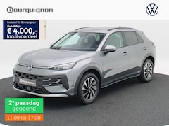 Volkswagen T-Roc - Life First Edition 1.5 eTSI 150 PK | Trekhaak | Stoel- & Stuurverwarming | Navigatie | Ada