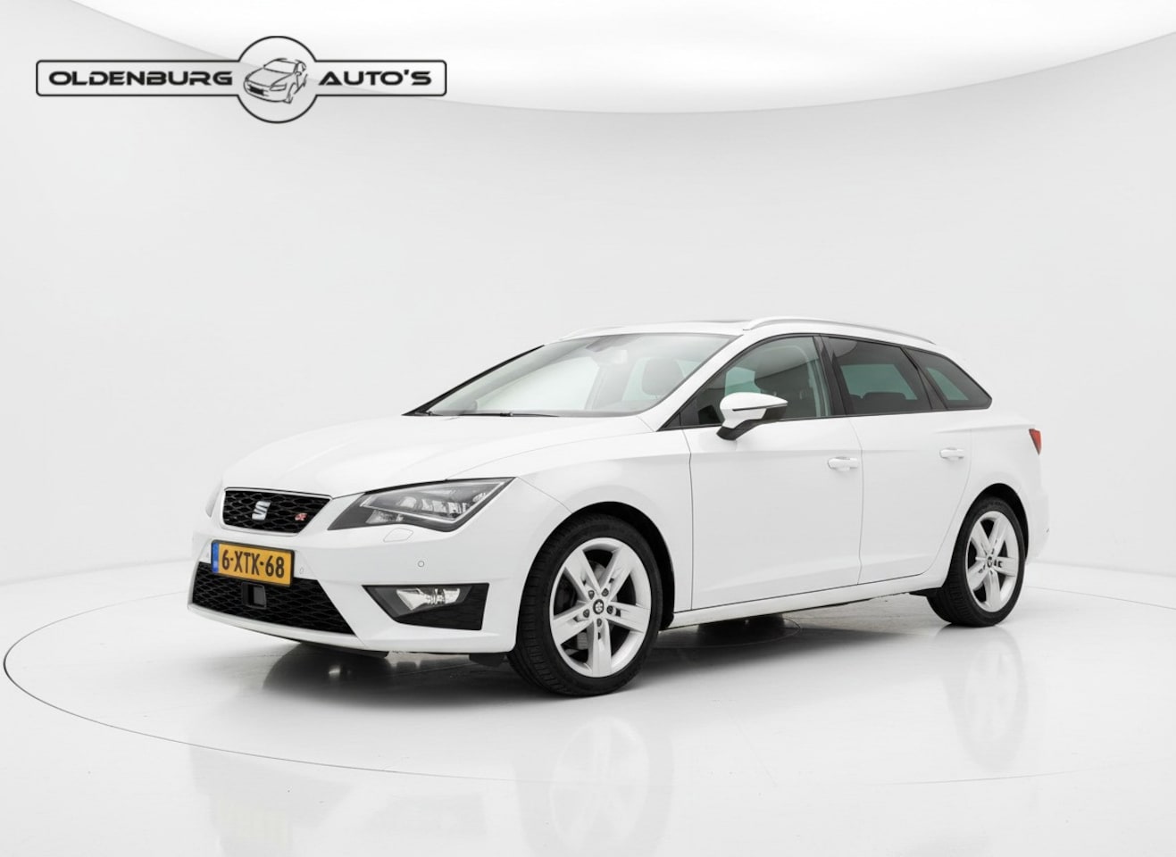 SEAT Leon ST - 1.4 TSI ACT FR Dynamic Automaat | Panoramadak | Leder/Alcantara | Navi | 17" Velgen | Stoe - AutoWereld.nl