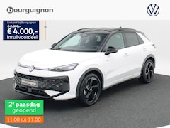 Volkswagen T-Roc - R-Line First Edition 1.5 eTSI 150 PK | Trekhaak | 20" Lichtmetaal | head-Up | 360 Camera |
