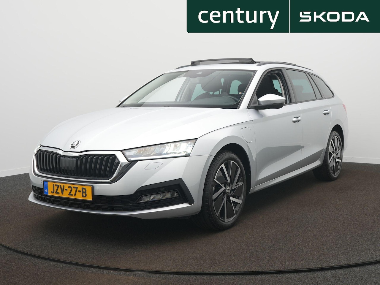 Skoda Octavia Combi - 1.4 TSI iV PHEV Business Edition Panoramadak - Pdc - Camera - Automaat - Navigatie - AutoWereld.nl