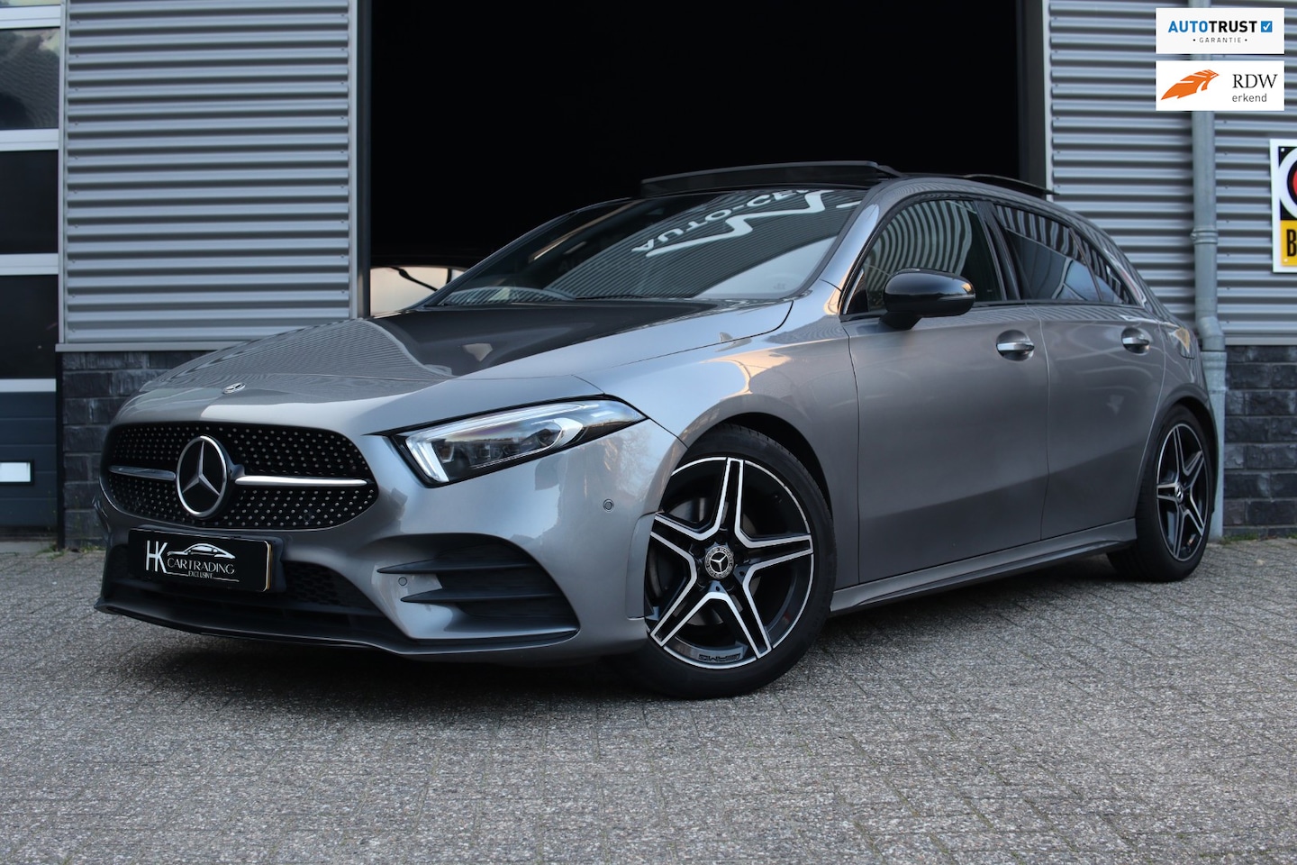 Mercedes-Benz A-klasse - 200 AMG|PANO|KEYLESS|AUGMENTED|SFEER|CAMERA - AutoWereld.nl