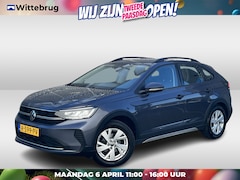 Volkswagen Taigo - 1.0 TSI Life / Digitaal dashboard / Parkeer sensoren V+A / App connect / P4