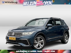 Volkswagen Tiguan - 1.4 TSI eHybrid R-Line Business+ / Pano / Head-up / Camera / Parkeersensoren V+A / Navigat