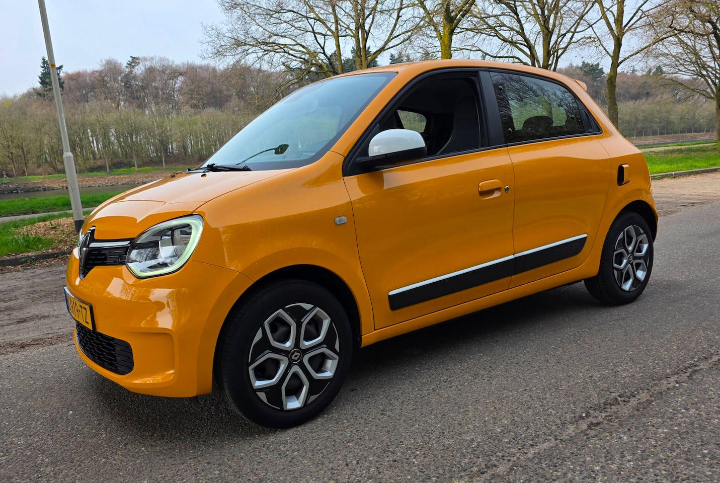 Renault Twingo - 1.0 SCe NL Auto - Nieuwstaat - 37.741 KM - - AutoWereld.nl