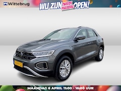 Volkswagen T-Roc - 1.5 TSI Life / Digital Cockpit/ App-connect / ACC