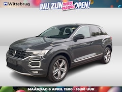Volkswagen T-Roc - 1.5 TSI 150pk DSG Sport / Virtual Cockpit / LED / Navigatie / Parkeersensoren V+A / 18" LM
