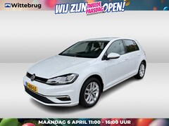 Volkswagen Golf - 1.0 TSI Highline / Led verlichting / Stoelverwarming / PDC / Alcantara / Navi / Adaptive c