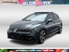 Volkswagen Golf - 1.5 eHybrid 272PK DSG GTE / Panoramadak / lederen bekleding / Black style / Elec.Trekhaak