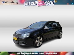 Volkswagen Golf - 2.0 TFSI GTI / DSG / RNS510 / Schuifdak / 200 PK / 12 Maanden Garantie