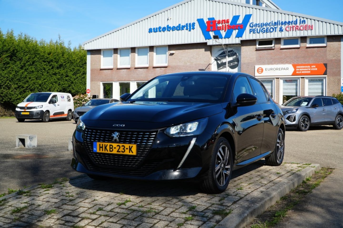 Peugeot 208 - ALLURE 1.2-100PK - incl. 12 maanden garantie en rijklaar - AutoWereld.nl