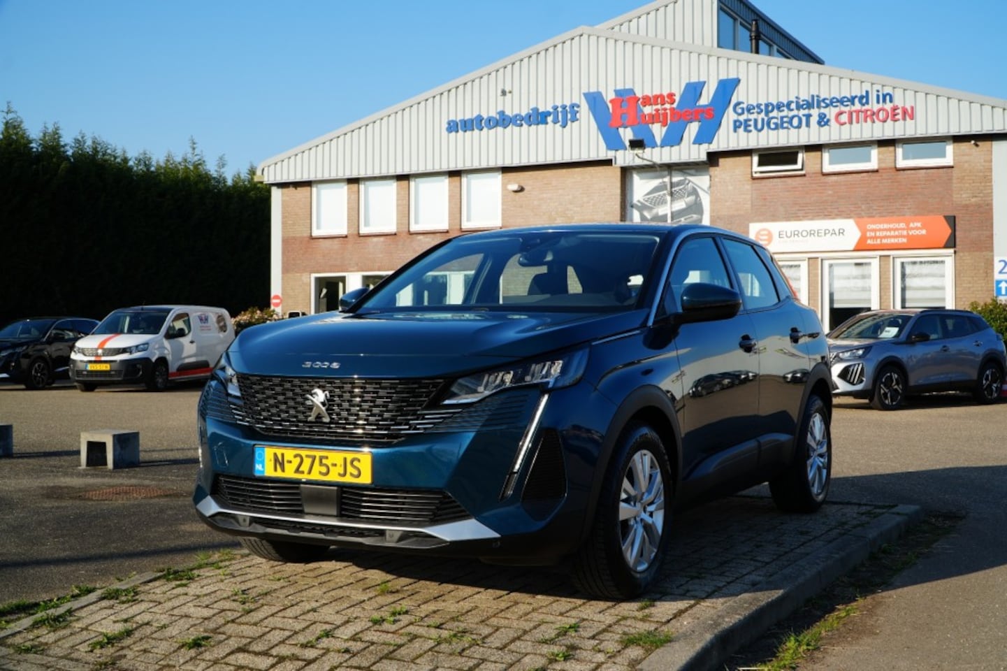 Peugeot 3008 - ACTIVE PACK BUSINESS 1.2-130PK EAT8 AUTOMAAT - incl. 12 maanden garantie en rijklaar - AutoWereld.nl