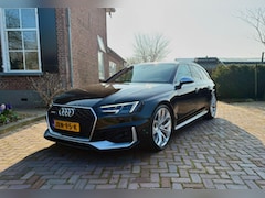 Audi A4 Avant - 2.9 TFSI RS 4 quattro Pano-led-20"-ruitjes leder