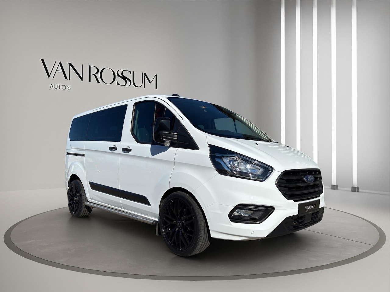 Ford Transit Custom - 320 1.0 EcoBoost L1H1 PHEV 9 Pers Led Automaat | 20"| Parksensors V+A | - AutoWereld.nl