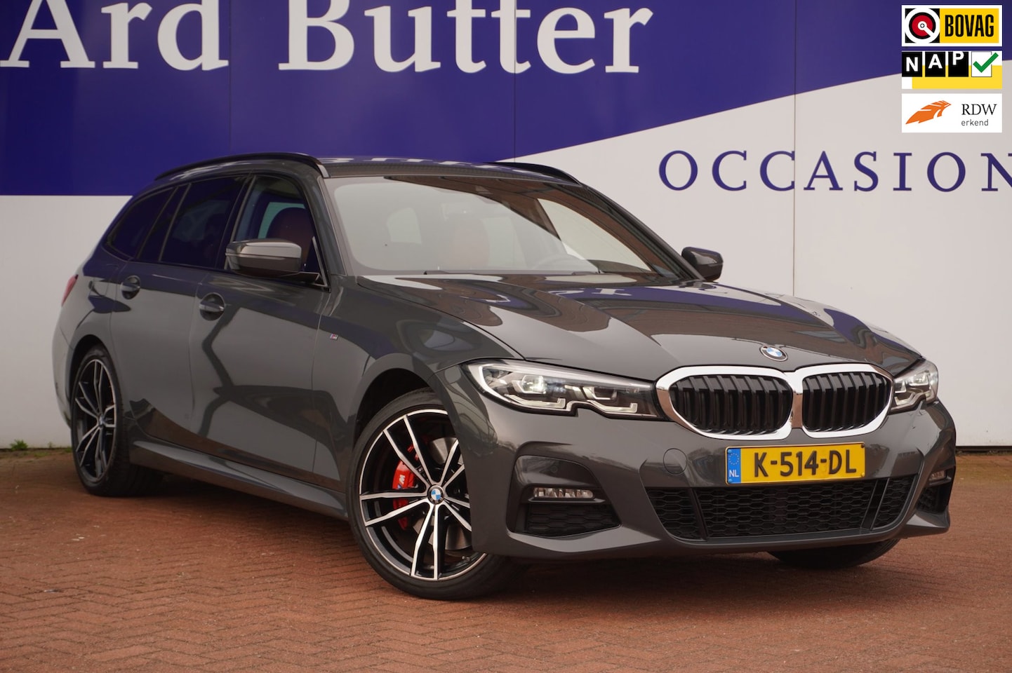 BMW 3-serie Touring - 330e M-Sport Individual 292PK / Bruin-Leder / Dravit-Grau / Camera / 1EIG / Elek-Trekhaak - AutoWereld.nl