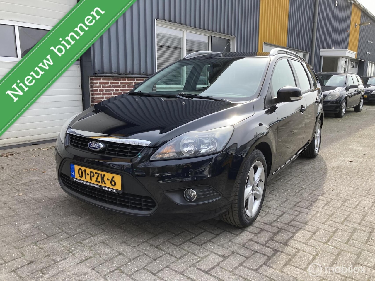 Ford Focus Wagon - 1.6 Comfort ZEER NETJES! - AutoWereld.nl