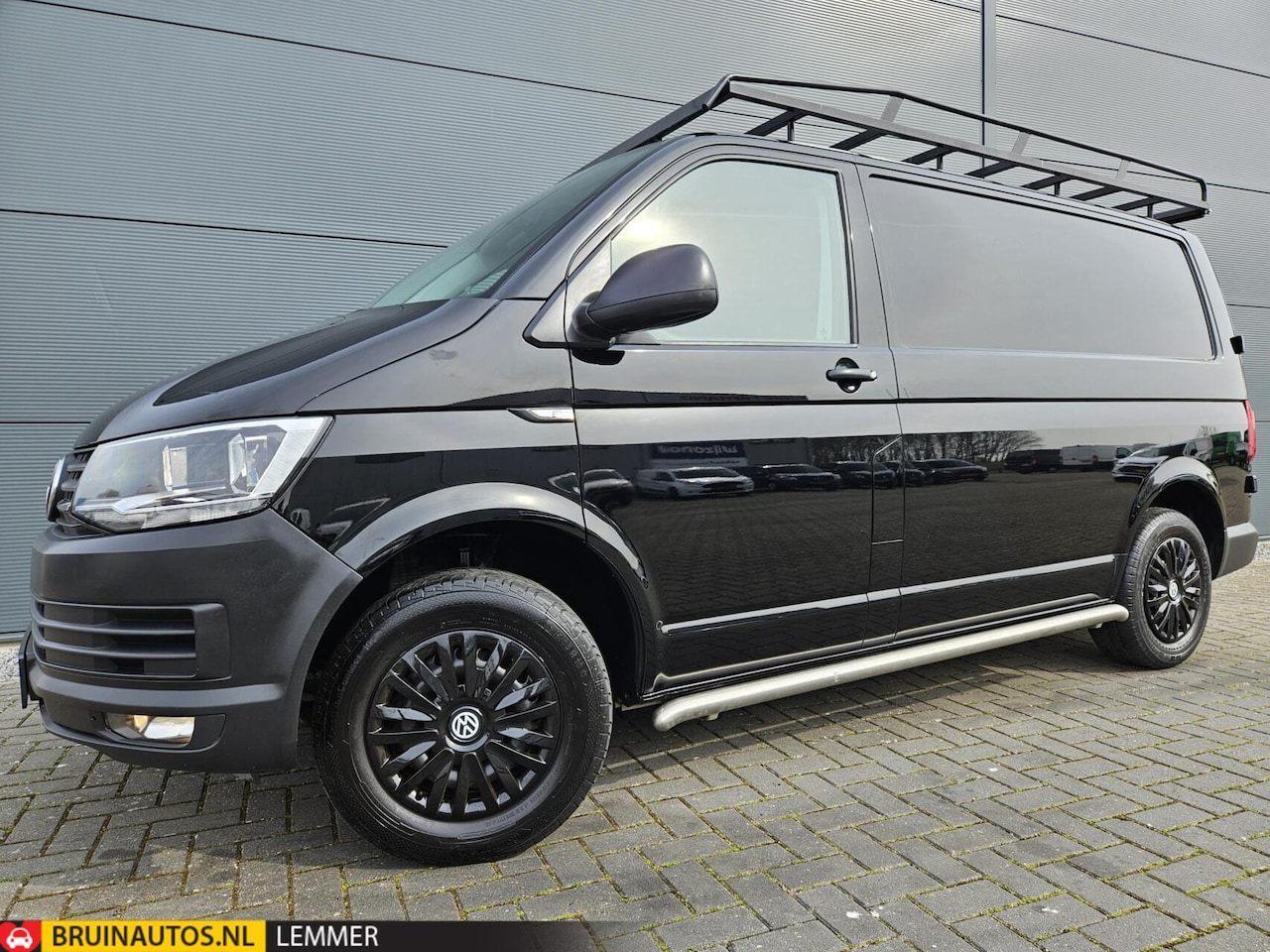 Volkswagen Transporter - 2.0 TDI L1H1 Airco Navi Euro 6 Trekh - AutoWereld.nl