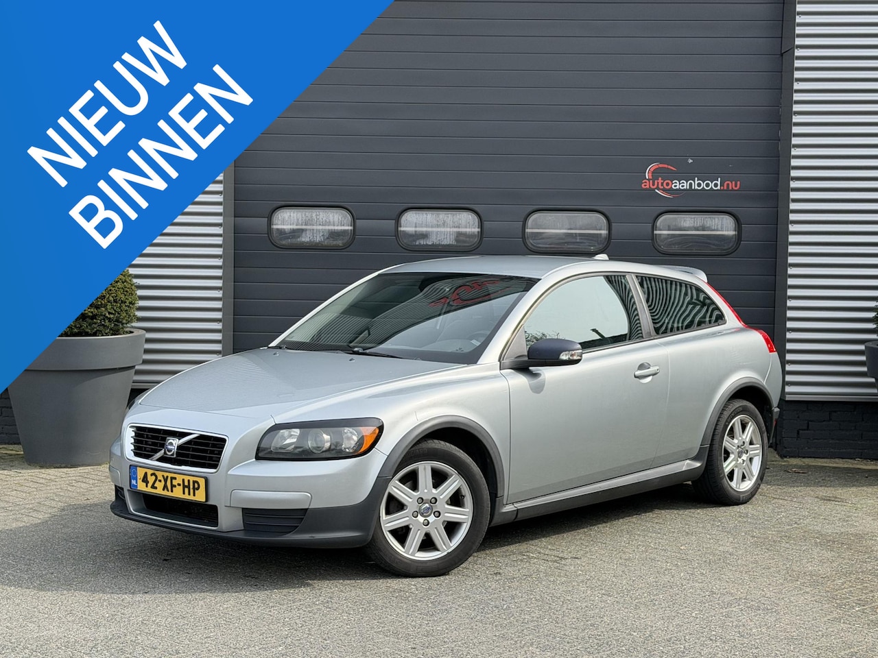 Volvo C30 - 1.8 Kinetic | Airco | Lichtmetalen Velgen | Climate Control | - AutoWereld.nl