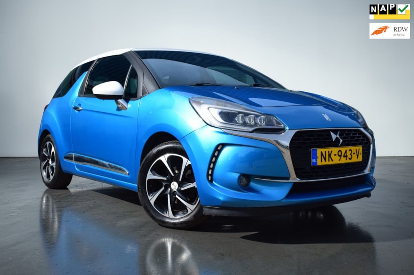 DS 3 - 1.2 PureTech So Chic 1.2 PureTech So Chic, Automaat, Camera, 110PK, Navigatie, Apple car play - AutoWereld.nl