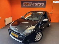 Renault Clio - 1.2 16V / 3 DEURS / SPORT / AIRCO / APK 02-05-2027