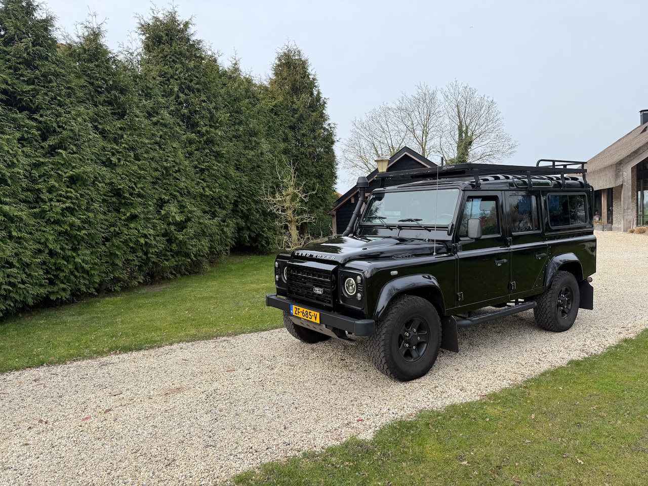 Land Rover Defender - 2.4 TD 110" SE DC Tweede eigenaar 7 zits