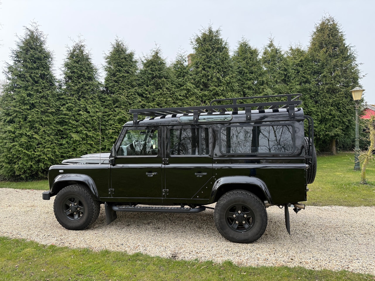 Land Rover Defender - 2.4 TD 110" SE DC Tweede eigenaar 7 zits