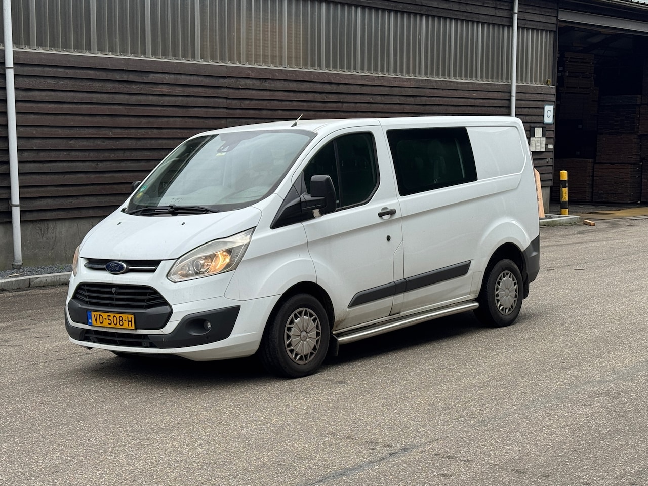 Ford Transit Custom - 270 2.2 TDCI L1H1 DUBBELE CABINE - AutoWereld.nl